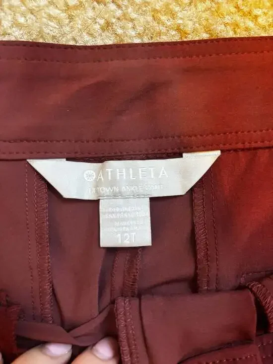 Athleta Uptown Ankle Pant in Burgundy Red Size 12T - Picture 4 of 6